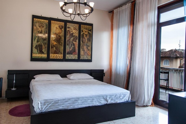 Santa Croce Main image